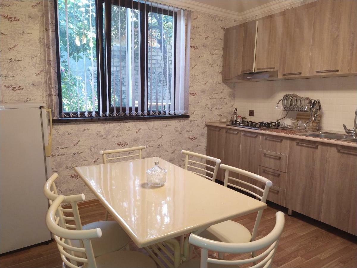 Ganja Apartment מראה חיצוני תמונה